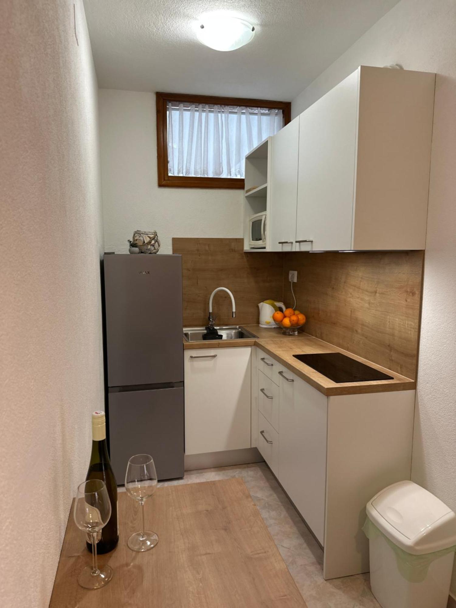 Apartmani Jurica I Ankica Брела Екстериор снимка