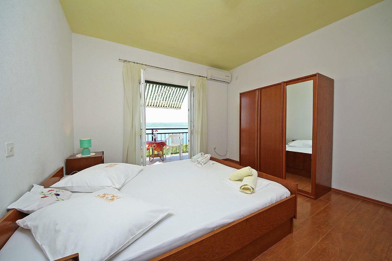 Apartmani Jurica I Ankica Брела Екстериор снимка