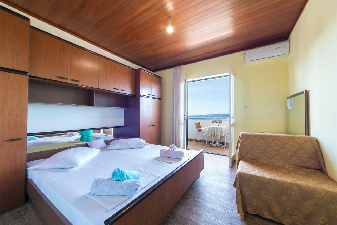 Apartmani Jurica I Ankica Брела Екстериор снимка